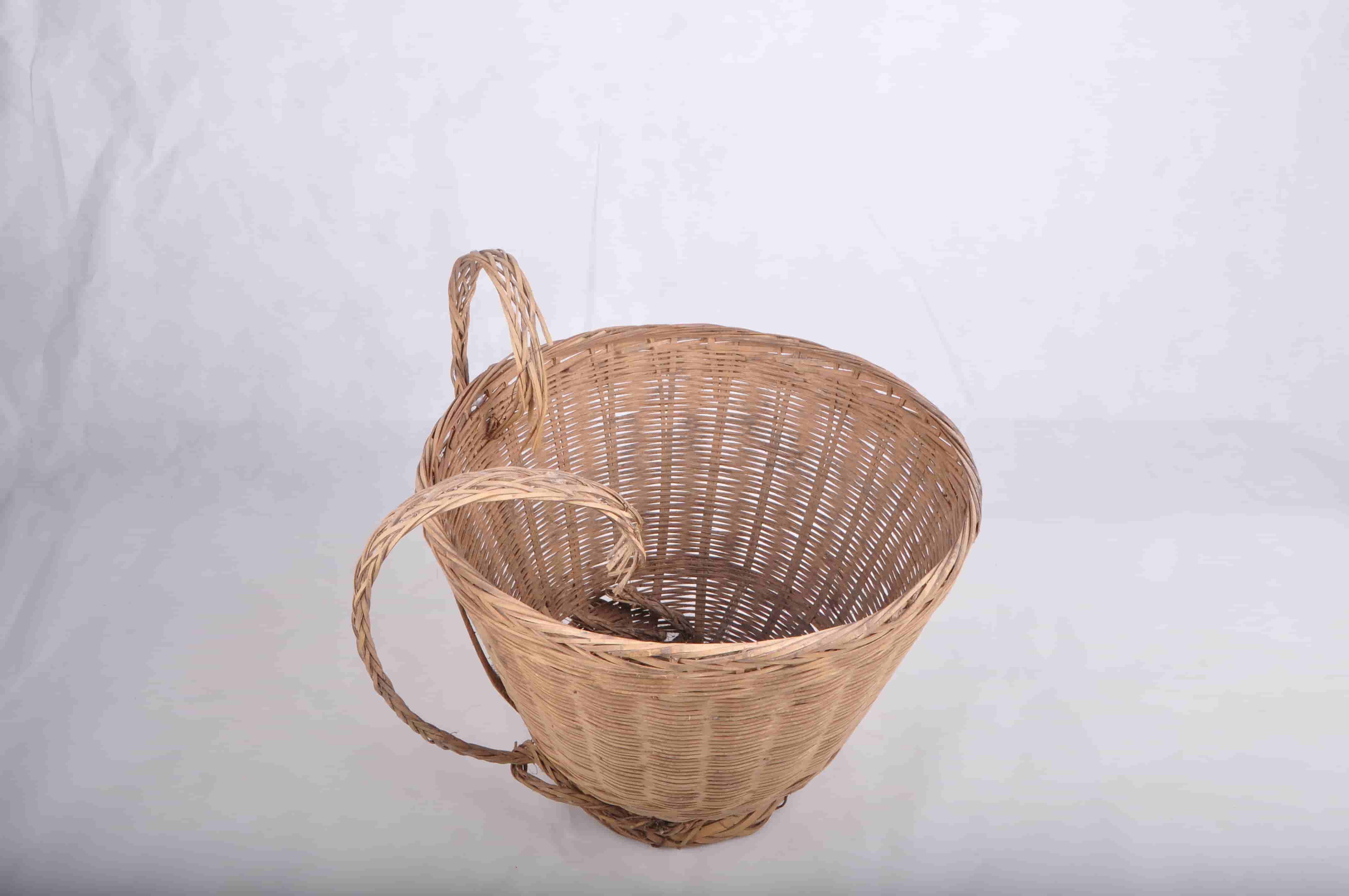 YB00598-D-01-现代竹背篓.jpg