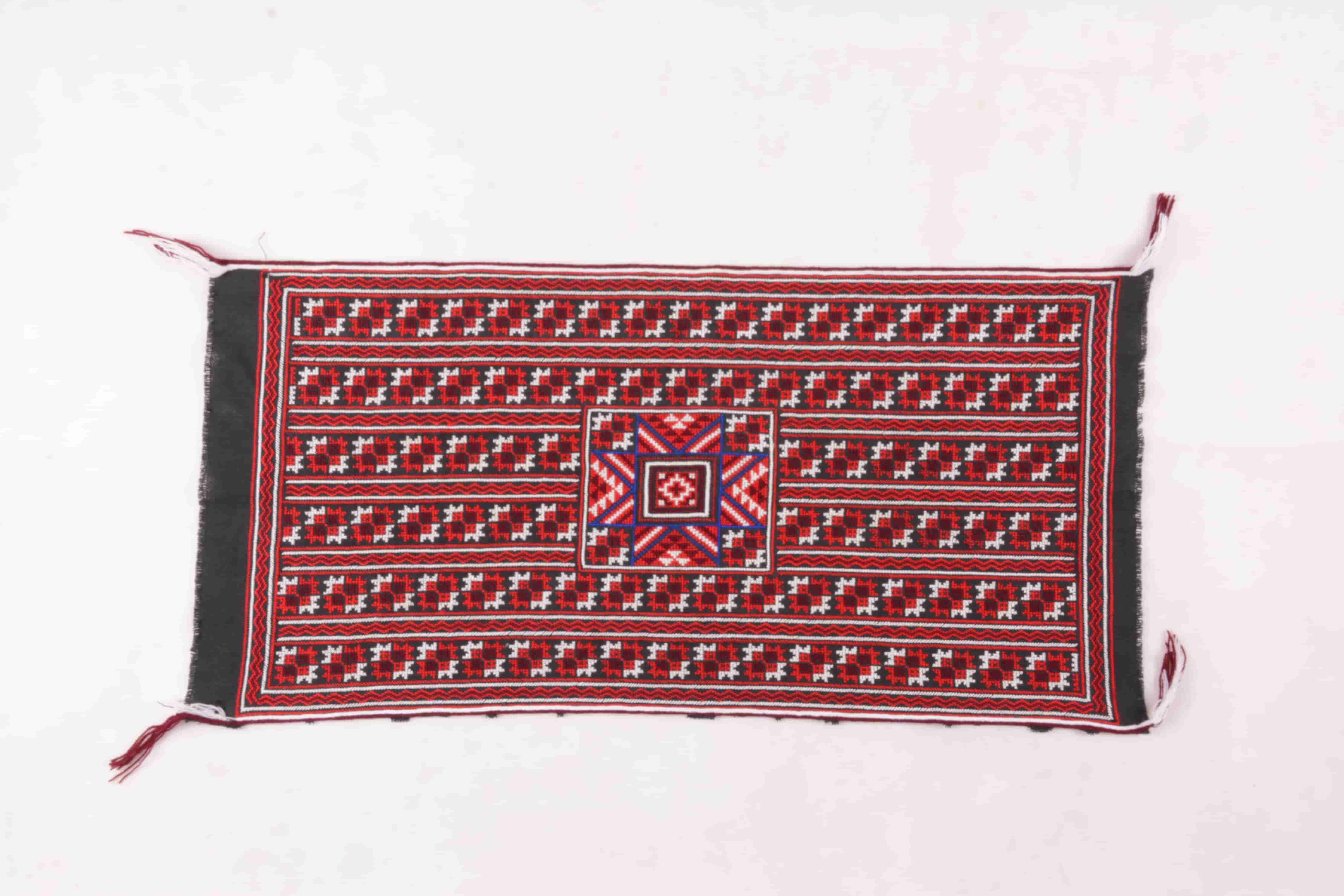 YB02405-A-01.jpg