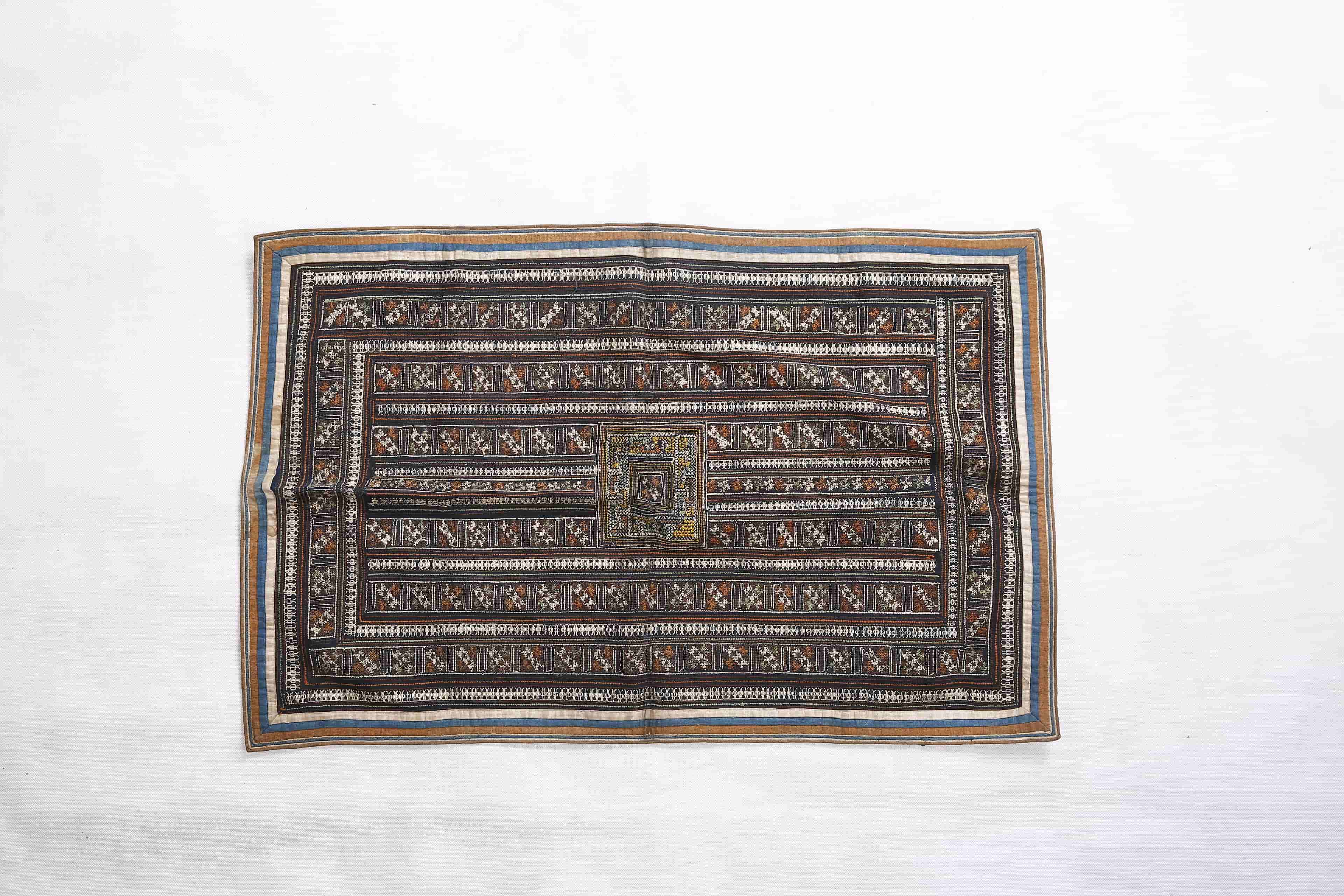 YB03006-A-01.jpg