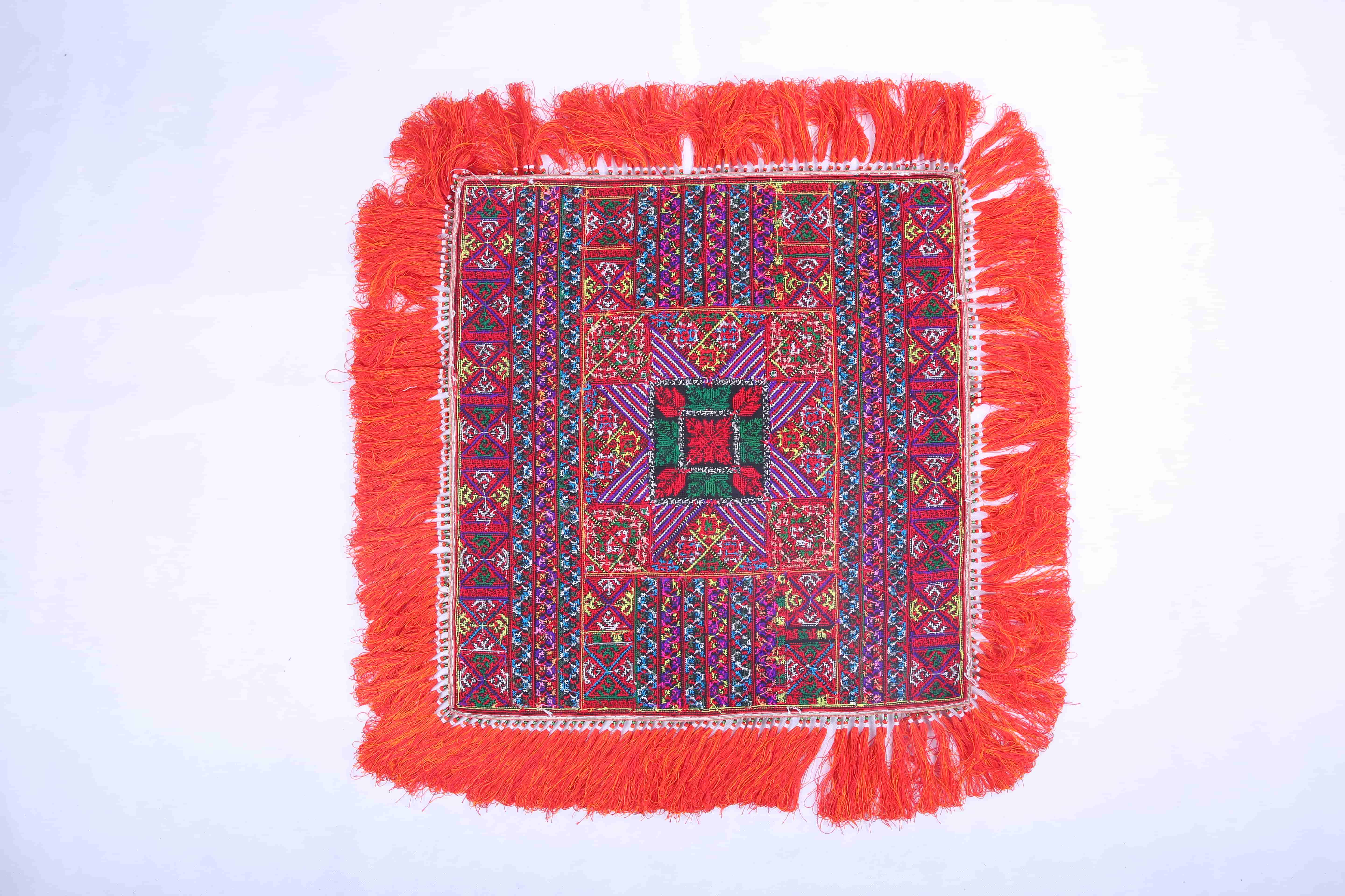 YB02217-F-01.jpg